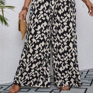Stylish Black and White Women's Wide-Leg Pants